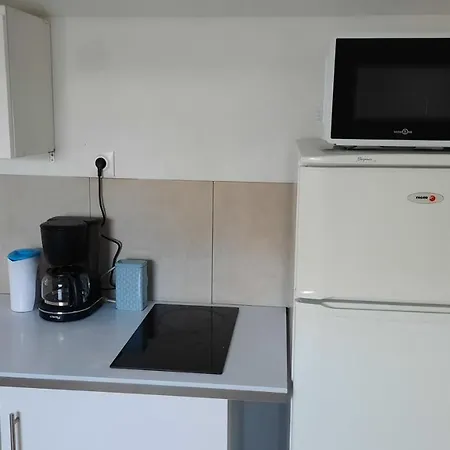 N'4 Rue St Pierre Apartamento